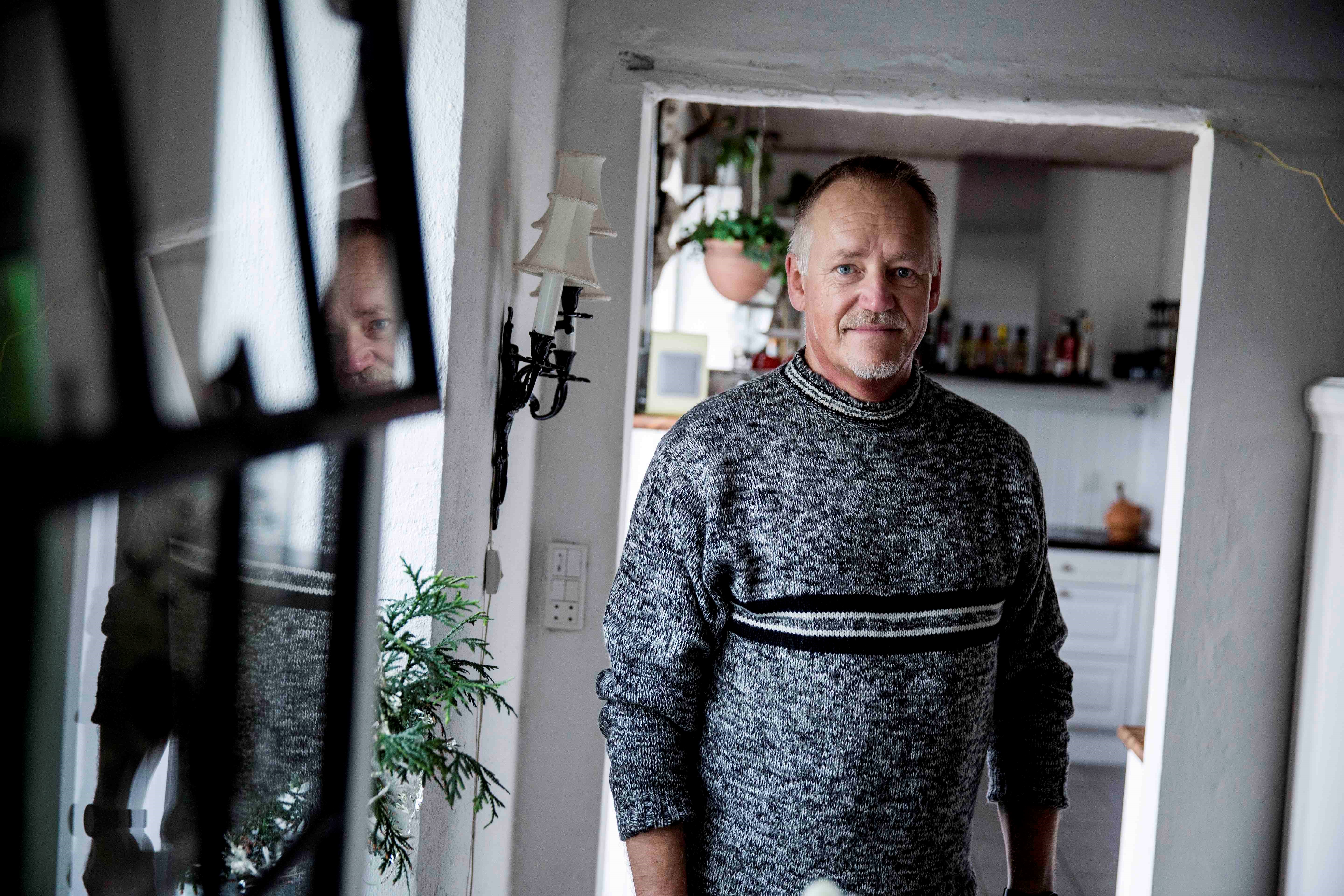 59-årige Ejner Hviid fra Nordsjælland oplever mange nætter med flere afbrydelser i søvnen, fordi han skal op og lade vandet. Det kan han mærke dagen efter på jobbet: - Så er man jo lidt vingeskudt og bliver lettere irriteret.